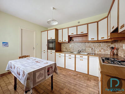 Maison - 85 m² - 4 pièces