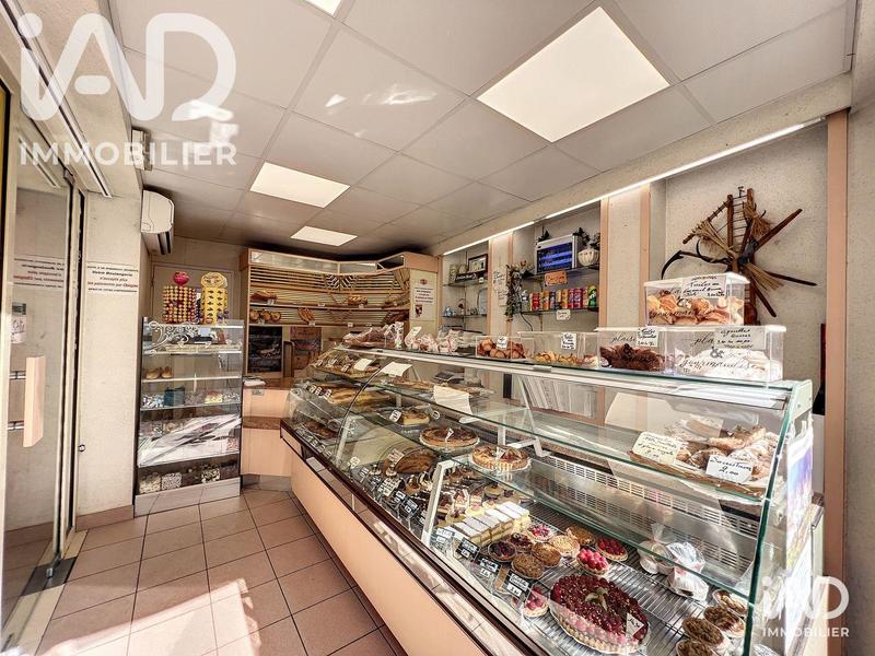 Local commercial - 240 m²