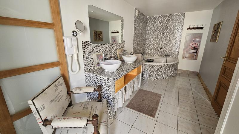 Maison - 174 m² - 5 pièces