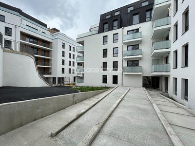 Appartement - 101 m² - 4 pièces