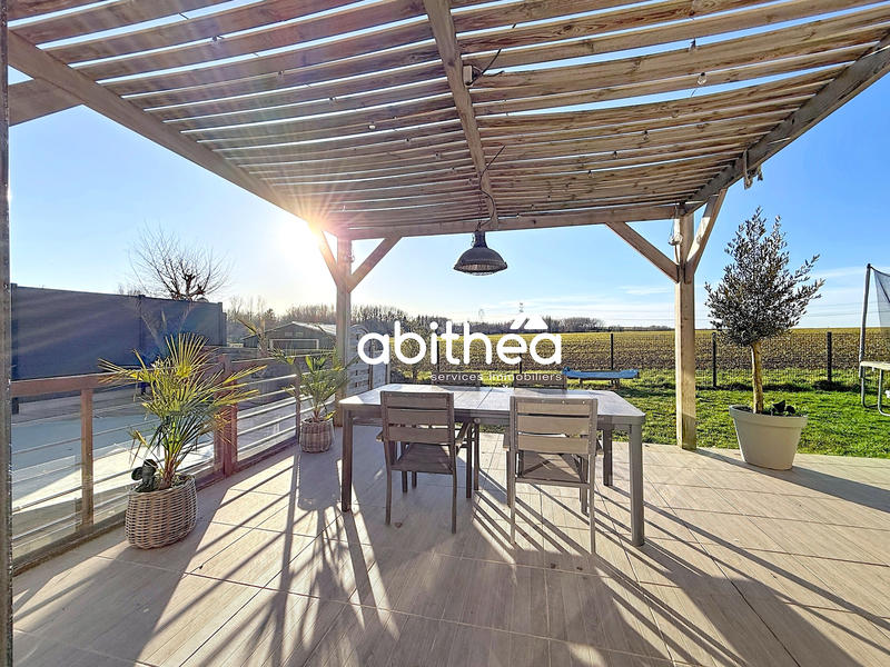 Maison - 171 m² - 8 pièces