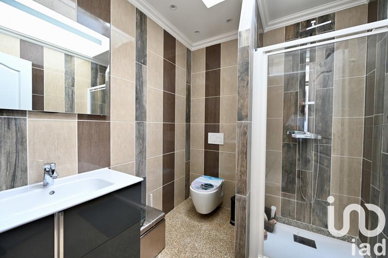 Maison - 175 m² - 8 pièces