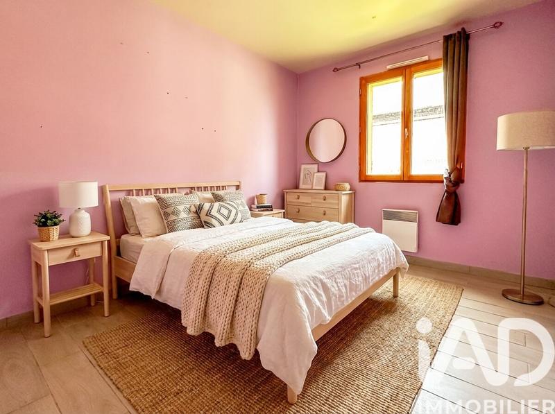 Maison - 90 m² - 5 pièces