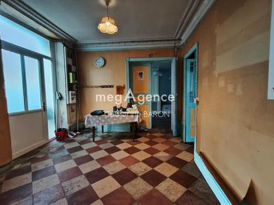 Maison - 140 m² - 4 pièces