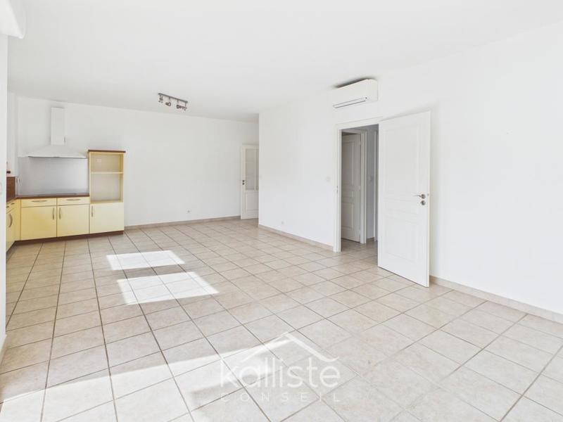 Appartement - 71 m² - 3 pièces