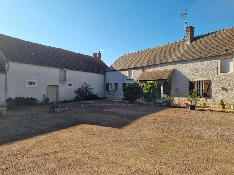 Maison - 204 m² - 8 pièces