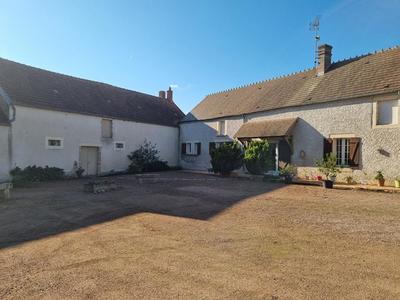 Maison - 204 m² - 8 pièces