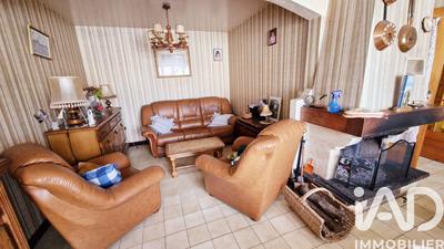 Maison - 159 m² - 9 pièces