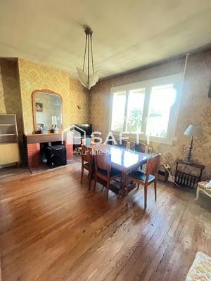 Maison - 83 m² - 5 pièces