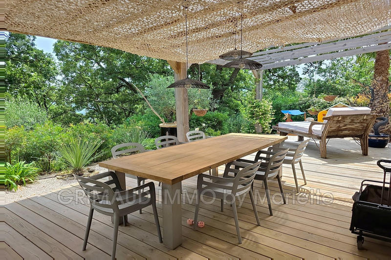 Villa - 210 m² - 5 pièces