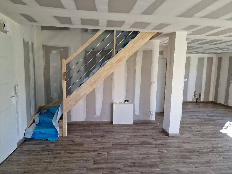 Maison - 80 m² - 5 pièces