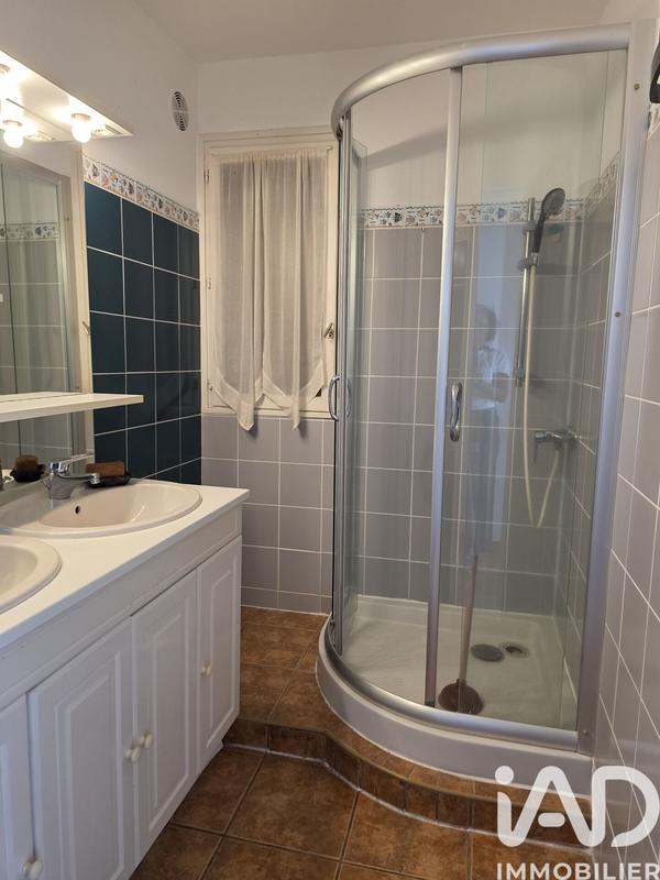 Appartement - 90 m² - 5 pièces