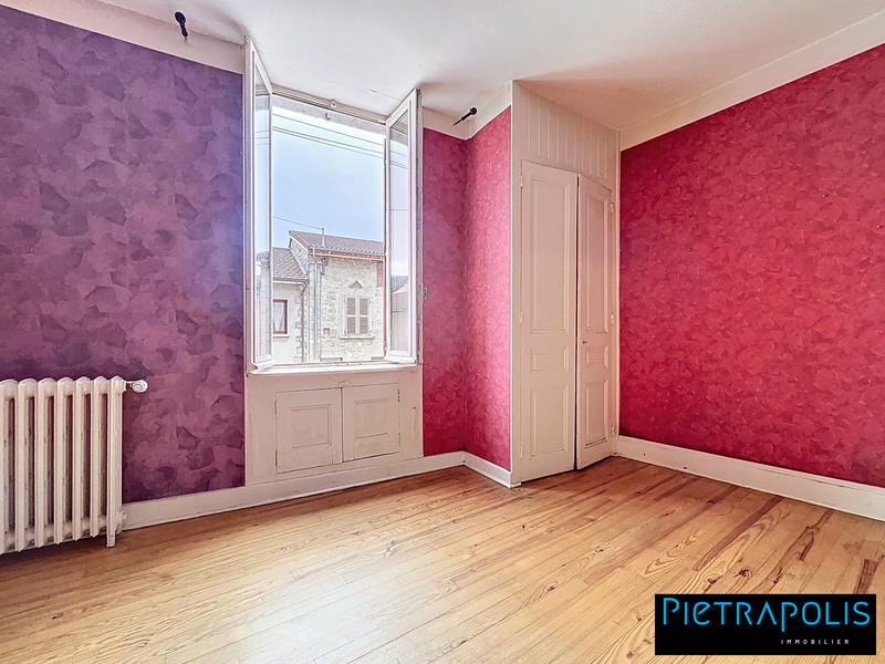 Maison - 97 m² - 4 pièces