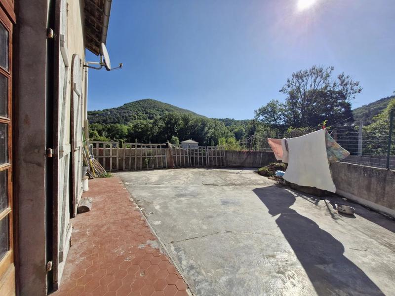 Maison - 244 m² - 6 pièces