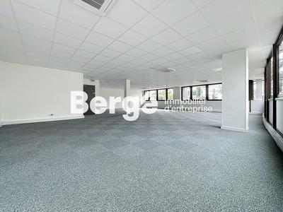 Bureau - 169 m²