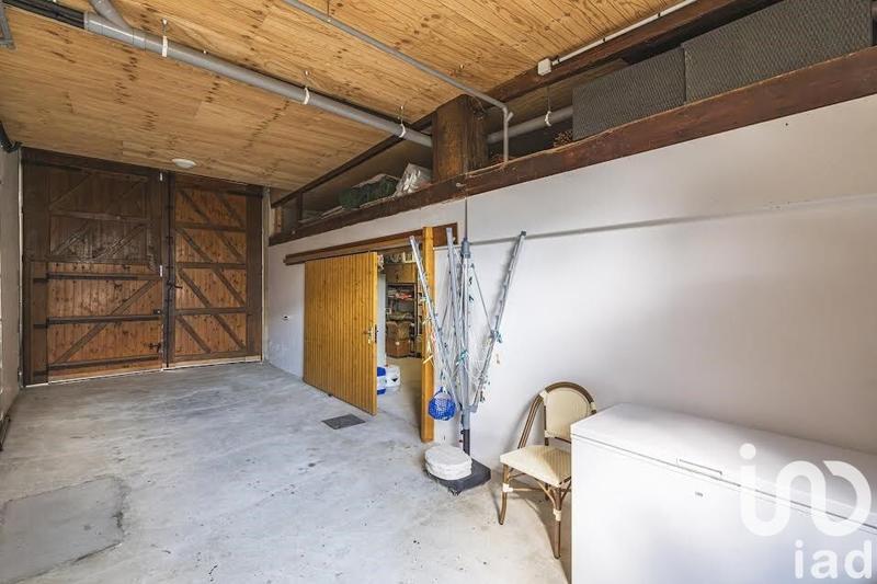 Maison - 469 m² - 12 pièces