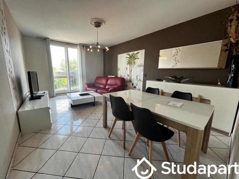 Appartement - 95 m² - 6 pièces