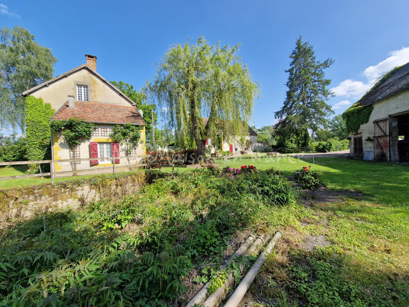 Maison - 420 m² - 12 pièces