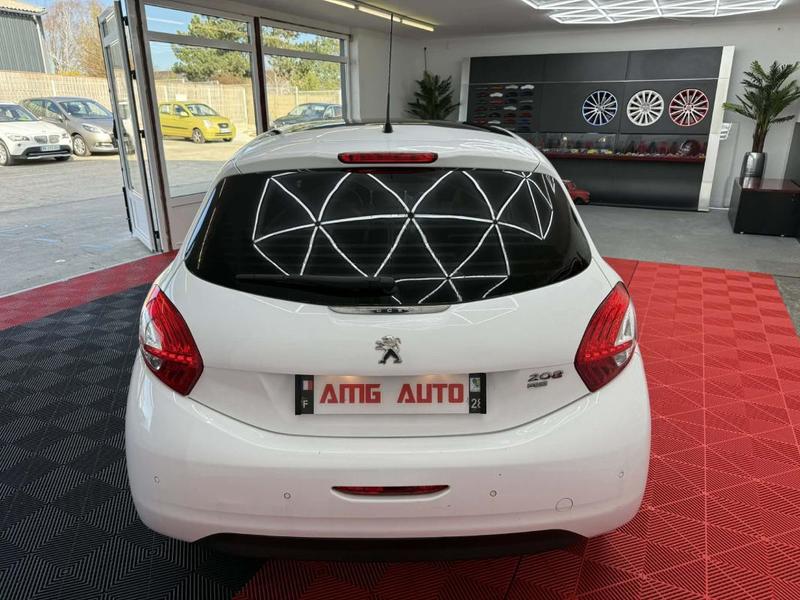 Peugeot 208 1.6 E-HDi s&amp;S 92 Cv