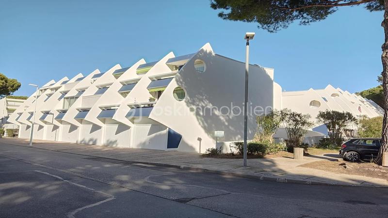 Studio - 27 m² - 1 pièce