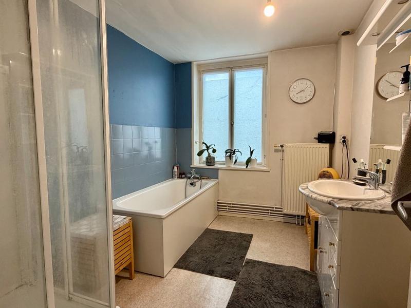 Maison - 102 m² - 4 pièces