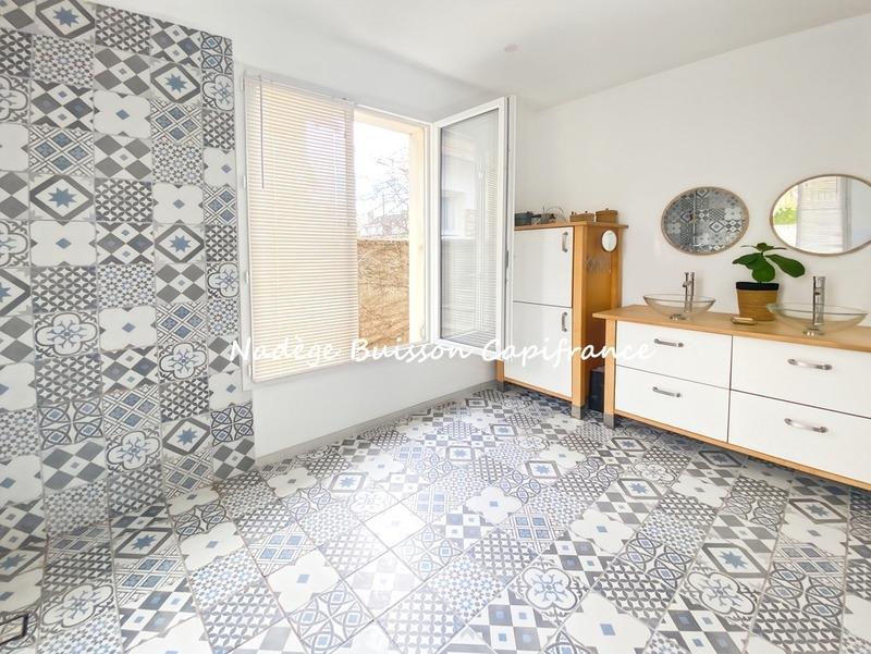 Villa - 195 m² - 6 pièces