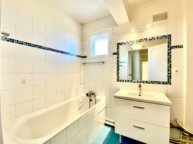 Appartement - 94 m² - 4 pièces