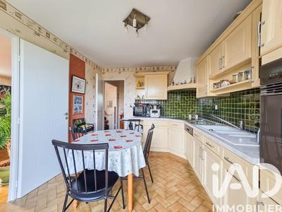 Maison - 104 m² - 6 pièces
