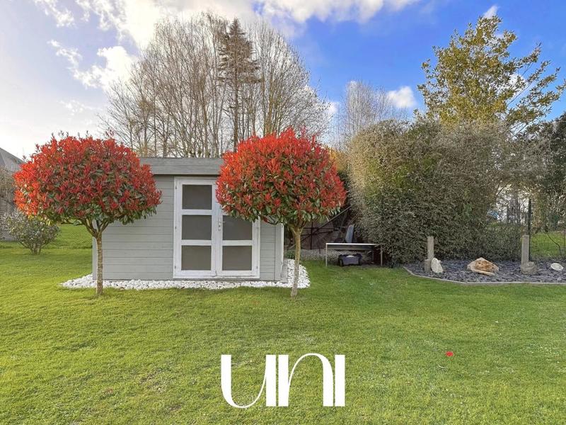 Maison - 220 m² - 6 pièces