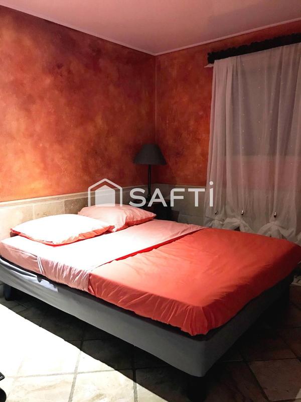 Maison - 219 m² - 4 pièces