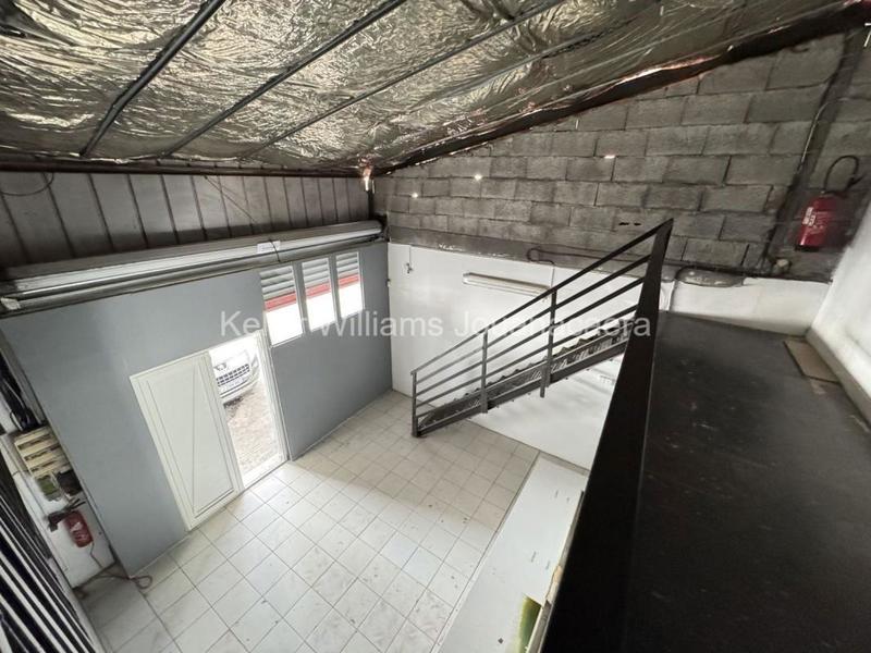 Local commercial - 202 m²