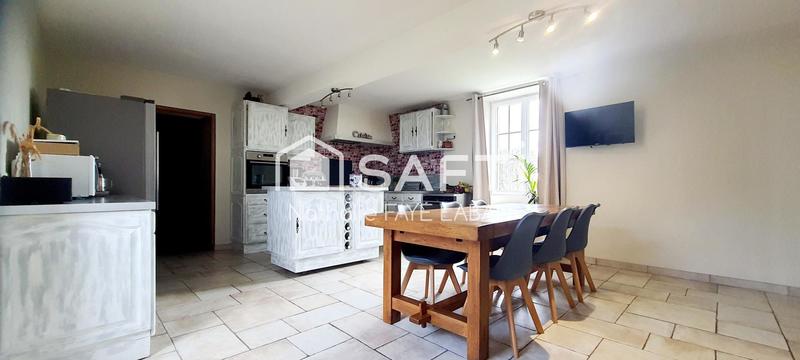 Maison - 140 m² - 6 pièces