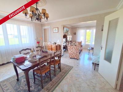 Maison ancienne - 159 m² - 6 pièces