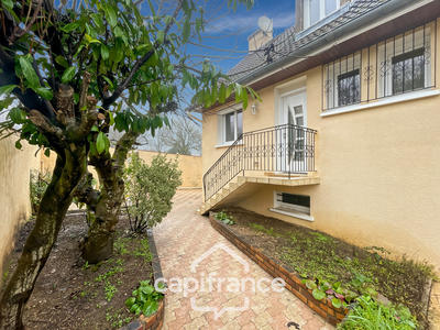 Maison - 130 m² - 5 pièces