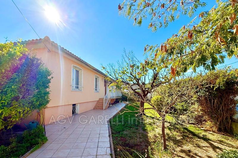 Villa - 101 m² - 6 pièces