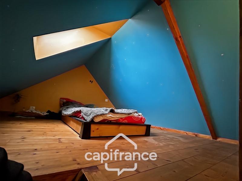 Maison - 220 m² - 10 pièces