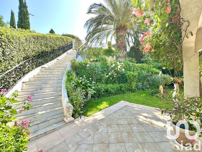 Maison - 136 m² - 5 pièces