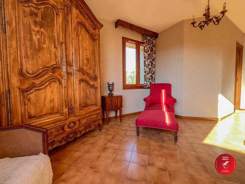 Maison - 125 m² - 8 pièces