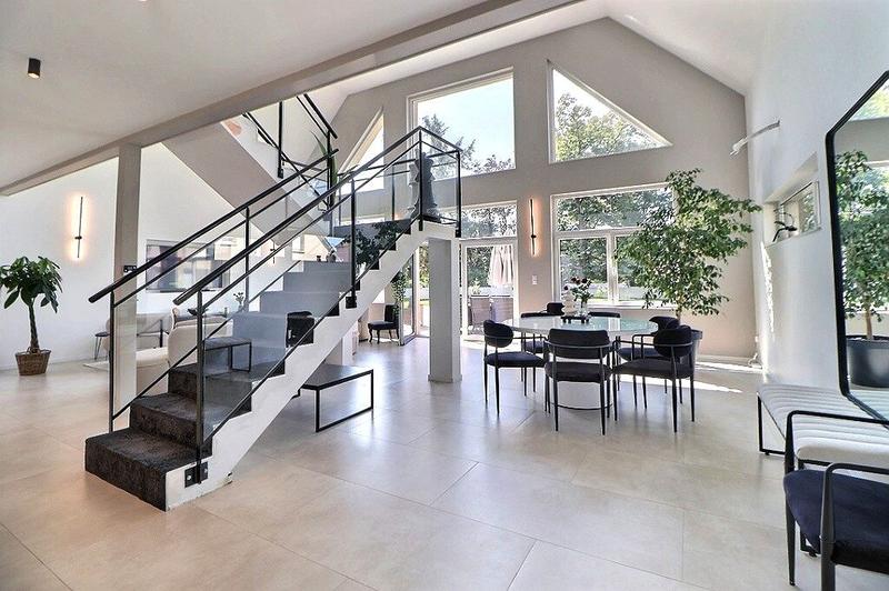 Maison contemporaine - 193 m² - 6 pièces