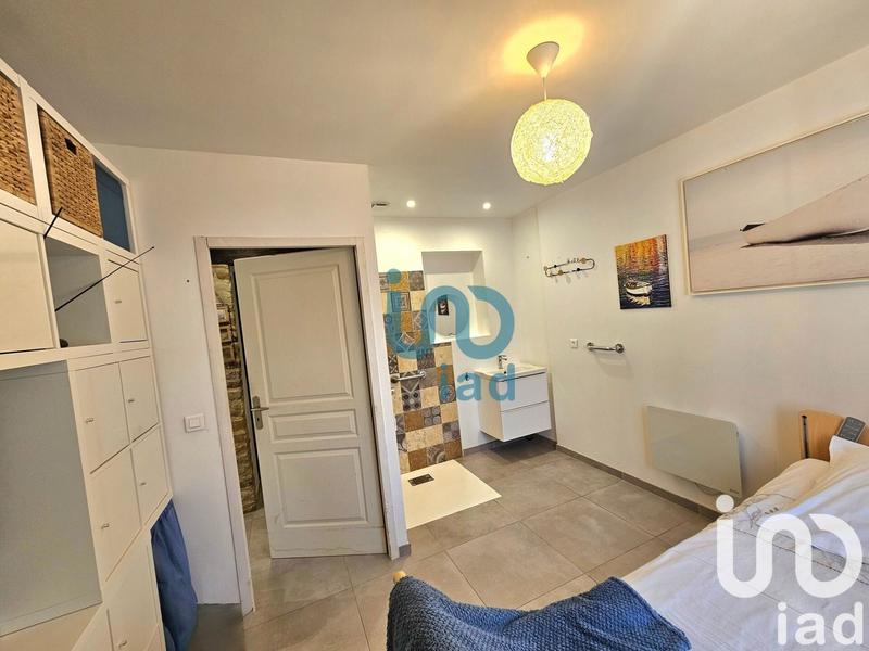 Maison - 240 m² - 8 pièces