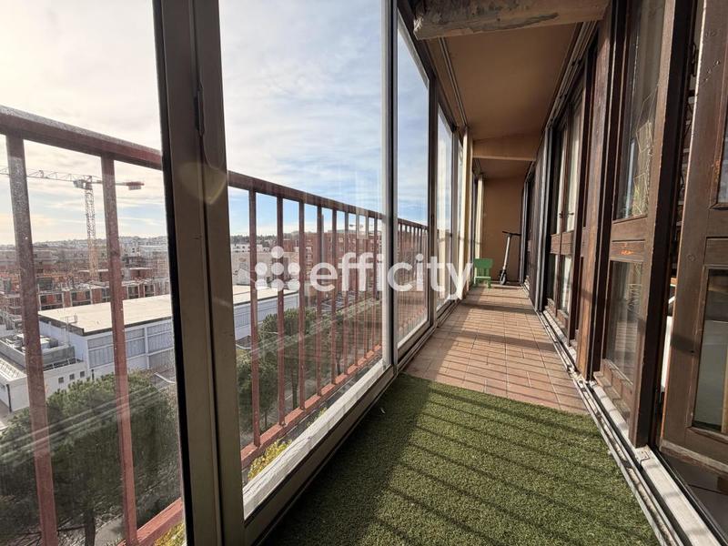 Appartement - 94 m² - 4 pièces