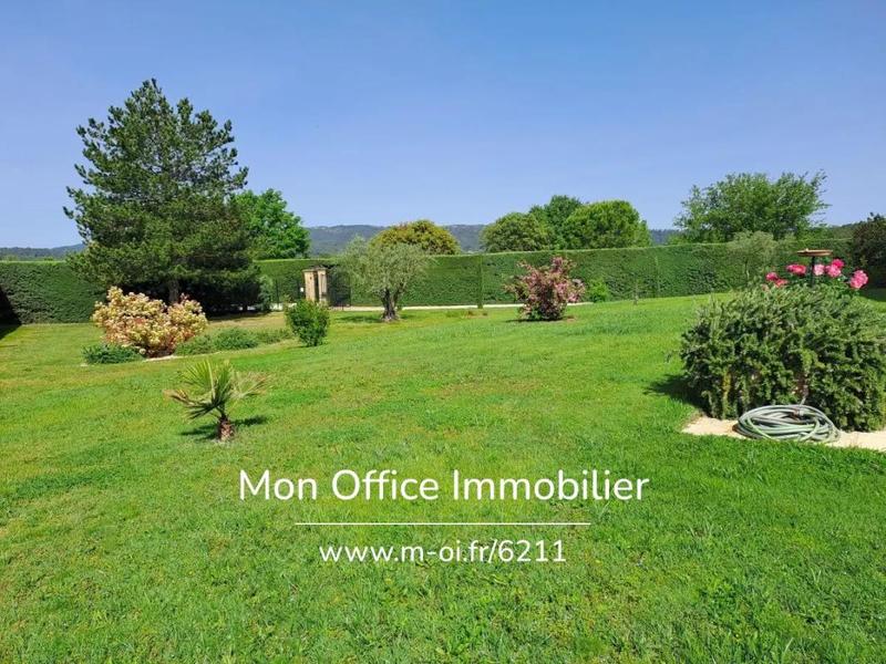 Propriété - 283 m² - 8 pièces