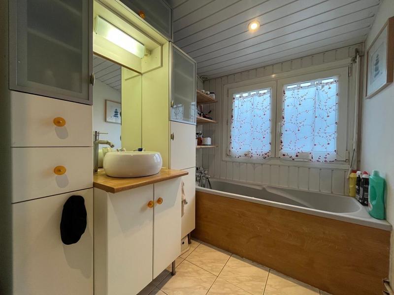 Maison - 96 m² - 4 pièces