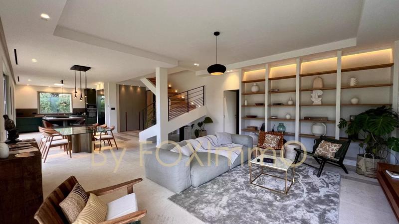 Villa - 180 m² - 6 pièces