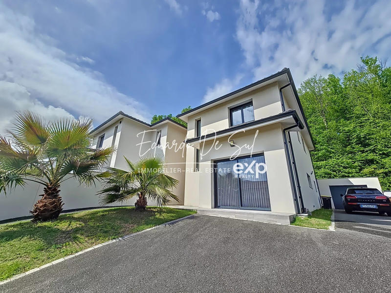 Maison - 142 m² - 5 pièces