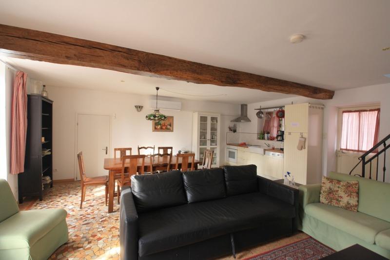 Propriété - 270 m² - 11 pièces