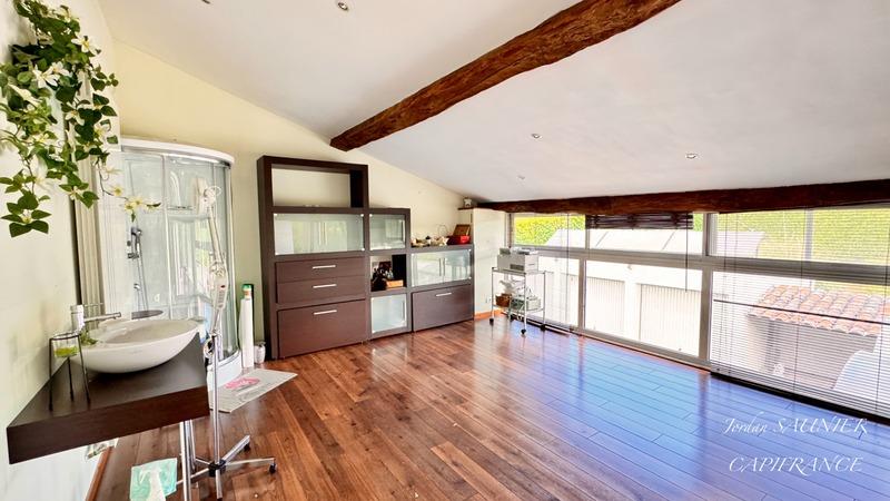 Maison de campagne - 320 m² - 7 pièces