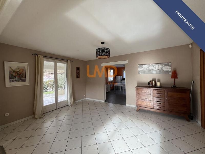 Maison - 99 m² - 5 pièces