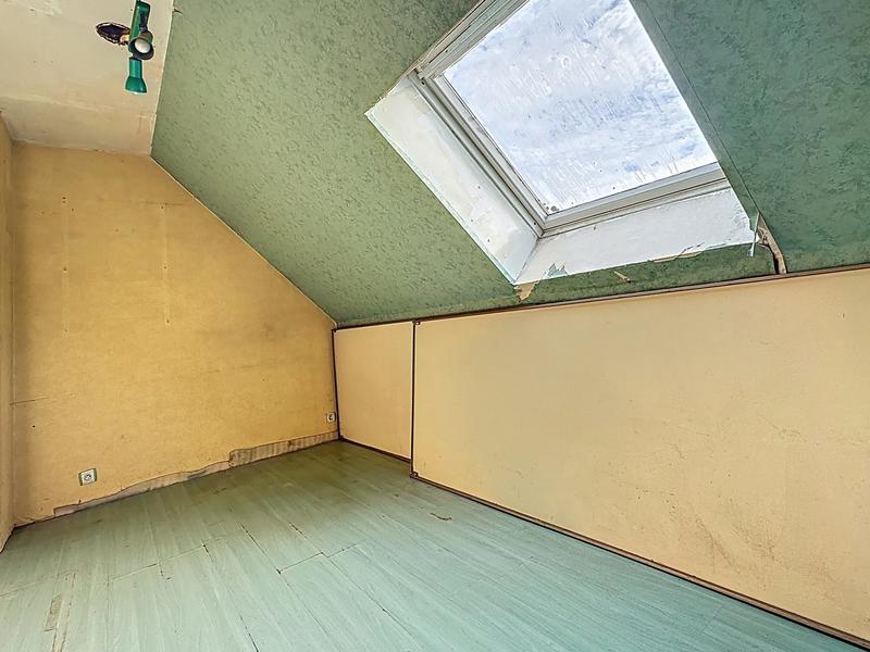 Maison - 90 m² - 6 pièces