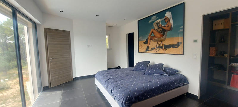 Villa - 250 m² - 6 pièces